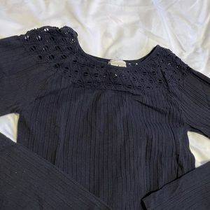 black cut out hole long sleeve crop top